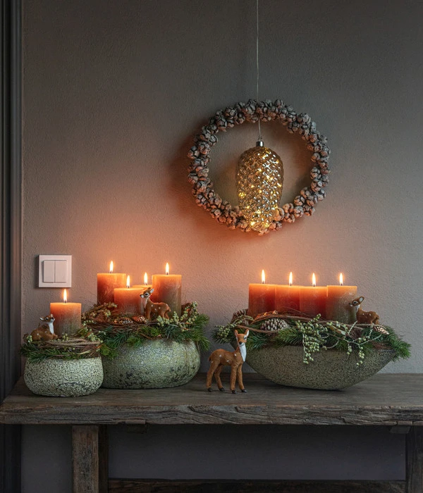 Adventsgesteck Ebony, Ca. Ø20/H21 Cm 4 Adventsgesteck Ebony, Ca. Ø20/H21 Cm – Bild 2