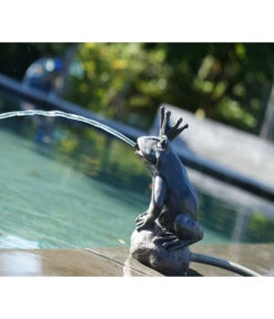 Ubbink Polyresin-Wasserspeier Froschkönigin, Ca. B19/H27/T20 Cm -Eleganter Garten 6944672 WE MO 002 PolyresinWasserspeierFroschkoenig